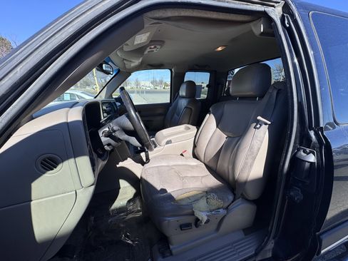 Used 2003 Chevrolet Silverado 2500 LT w/ Skid Plate Package image 12