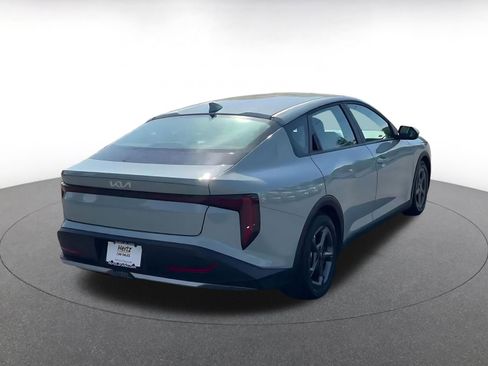 Used 2025 Kia K4 LXS image 15