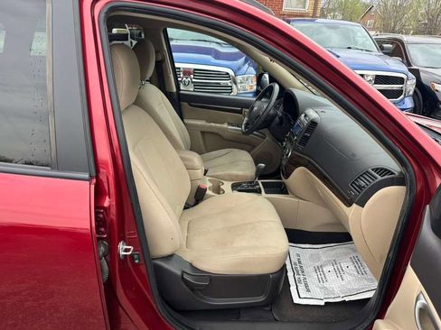 Used 2010 Hyundai Santa Fe GLS image 12
