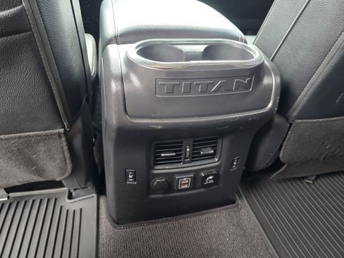 Used 2019 Nissan Titan PRO-4X w/ Pro-4x Convenience Package image 25