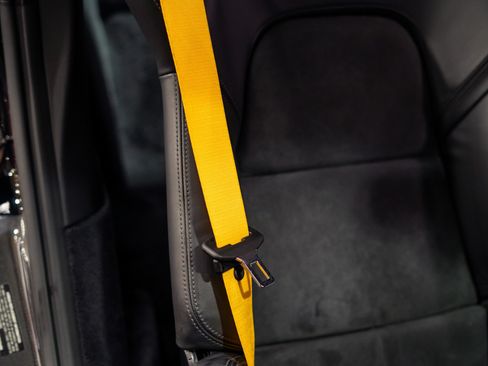 Used 2008 Porsche 911 GT2 RWD image 15