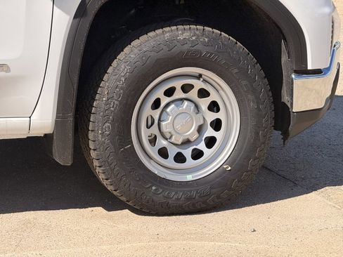 New 2026 GMC Sierra 1500 Pro w/ Pro Value Package image 9