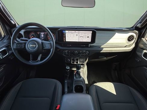 Certified 2024 Jeep Gladiator Sport image 24