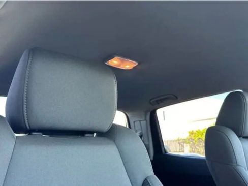 Used 2018 Toyota Tundra SR5 image 3