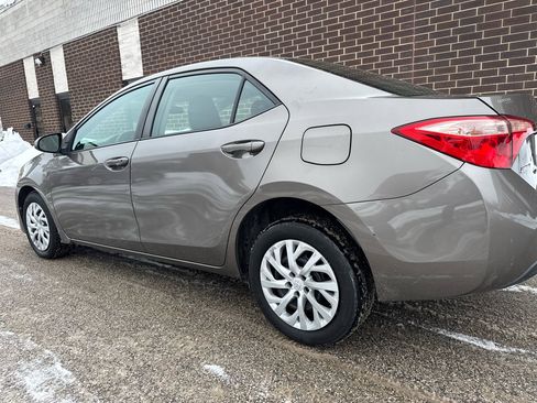 Used 2018 Toyota Corolla LE image 31