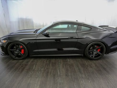 Used 2017 Ford Mustang GT Premium w/ GT Performance Package RWD image 7