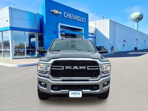 Used 2019 RAM 3500 Big Horn AWD/4WD image 9