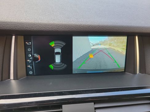 Used 2017 BMW X3 xDrive28i image 16