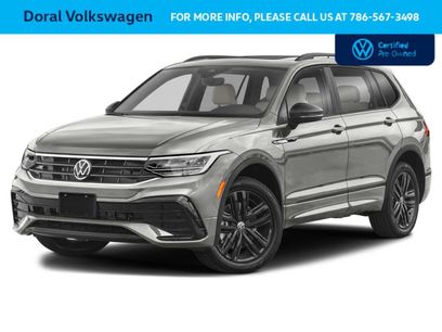 Certified 2023 Volkswagen Tiguan SE R-Line