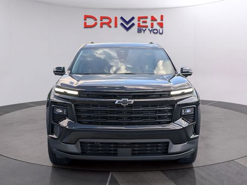 New 2026 Chevrolet Traverse LT w/ Midnight/Sport Edition FWD image 8