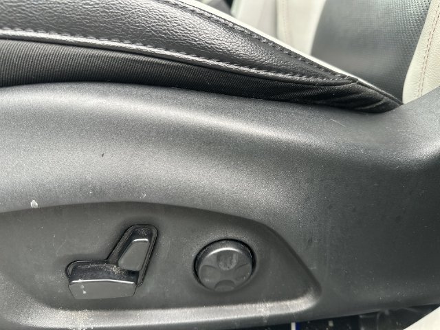 Used 2019 Jeep Compass Limited w/ Safety & Security Group AWD/4WD image 14