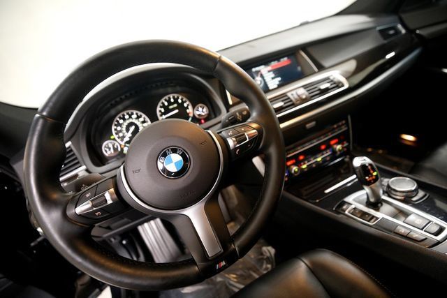 Used 2015 BMW 535i Gran Turismo xDrive AWD/4WD image 7