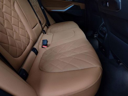 New 2026 BMW X5 xDrive50e w/ Premium Package image 27