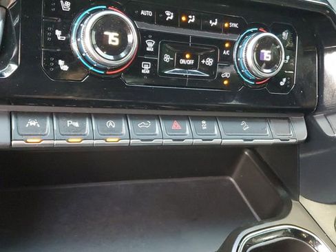 Used 2023 GMC Sierra 1500 AT4 w/ AT4 Premium Package image 24