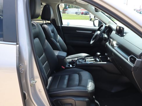 Used 2025 MAZDA CX-5 AWD 2.5 S w/ Preferred Package image 12