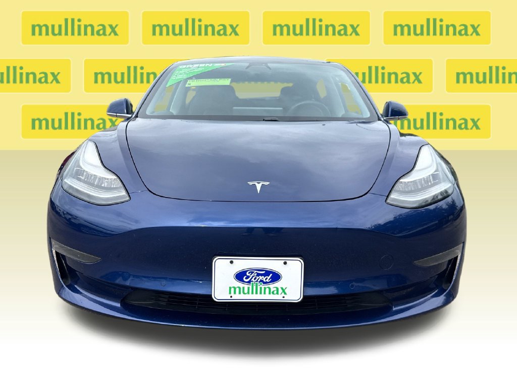 Used 2020 Tesla Model 3 Standard Range Plus RWD image 10