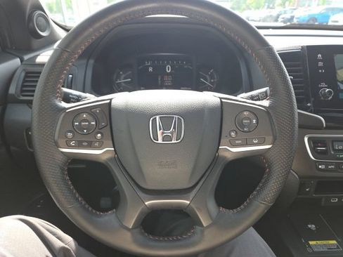 Used 2024 Honda Passport TrailSport image 29