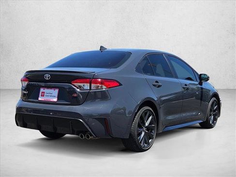 Used 2024 Toyota Corolla SE w/ SE Premium Package FWD image 5