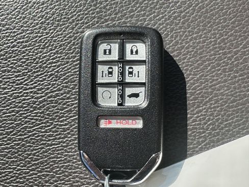 Used 2019 Honda Odyssey EX-L image 14