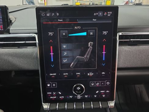 New 2026 GMC Sierra EV Elevation image 25