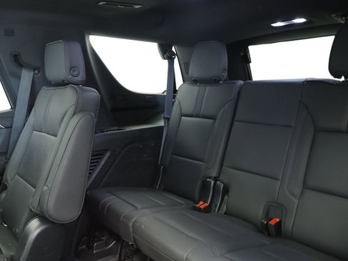 Used 2022 Chevrolet Tahoe RST w/ Luxury Package AWD/4WD image 19