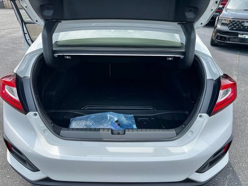 Used 2021 Honda Clarity Touring image 6