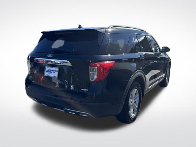 Used 2020 Ford Explorer XLT w/ Equipment Group 202A AWD/4WD image 5