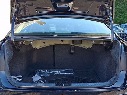 Certified 2023 Volkswagen Jetta SE w/ Panoramic Sunroof Package FWD image 30