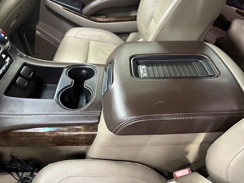 Used 2015 Chevrolet Tahoe LT w/ Luxury Package image 21