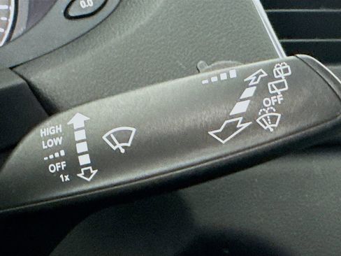 Used 2015 Audi Q3 2.0T Prestige image 14