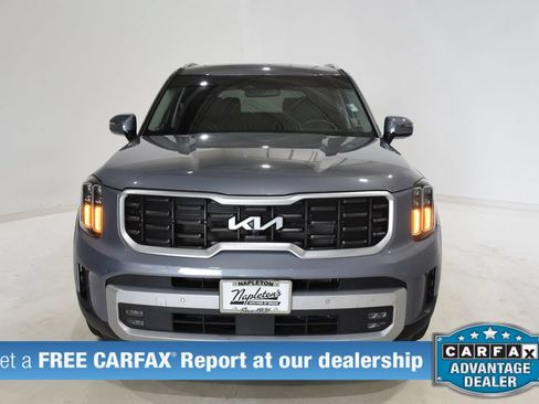 Used 2024 Kia Telluride AWD image 2