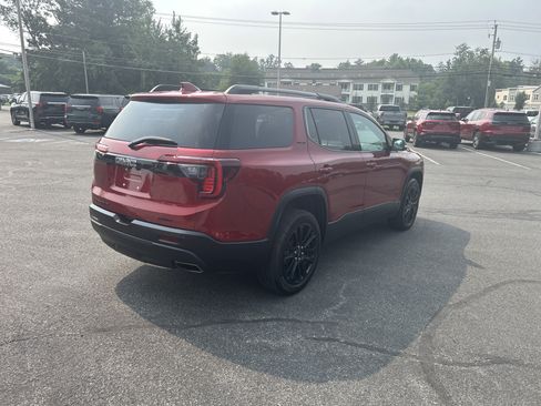 Certified 2023 GMC Acadia SLE w/ Driver Convenience Package AWD/4WD image 14