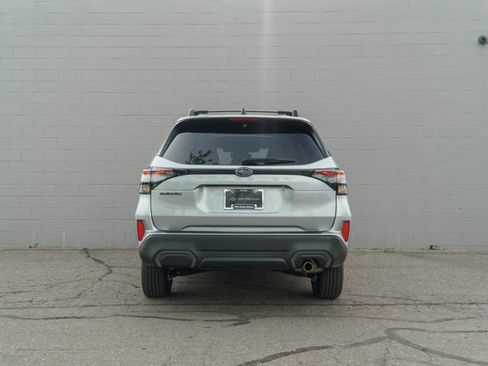 Used 2025 Subaru Forester Limited w/ Popular Package #2 AWD/4WD image 6