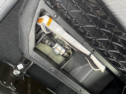 Used 2022 Toyota Tacoma TRD Off-Road image 63