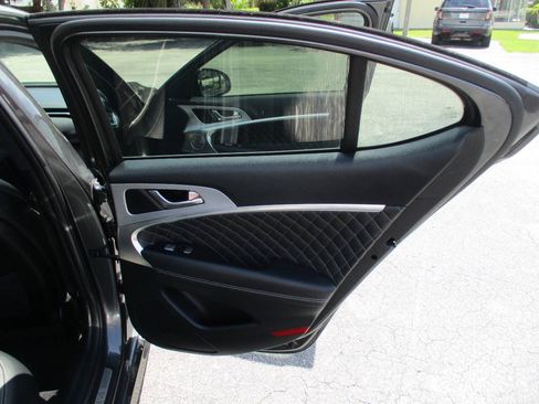 Used 2021 Genesis G70 3.3T w/ Sport Package AWD/4WD image 29