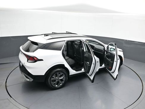 Certified 2023 Kia Sportage SX AWD/4WD image 46