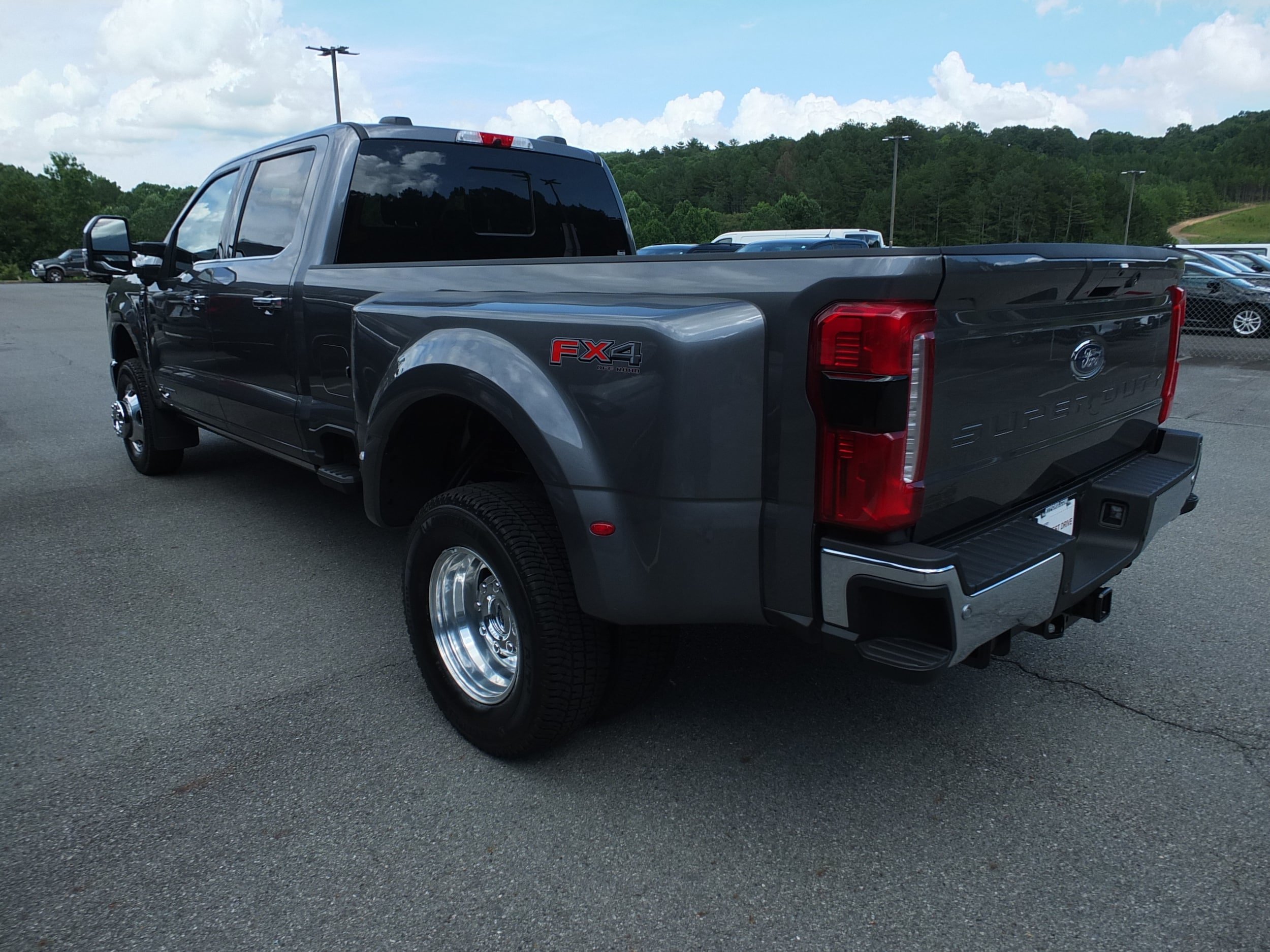 New 2026 Ford F350 Lariat w/ Lariat Ultimate Package AWD/4WD image 5