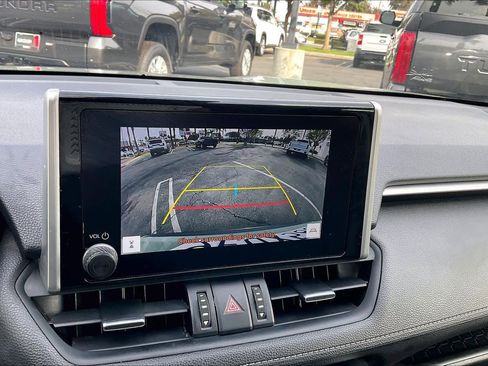 Used 2023 Toyota RAV4 XLE Premium image 25