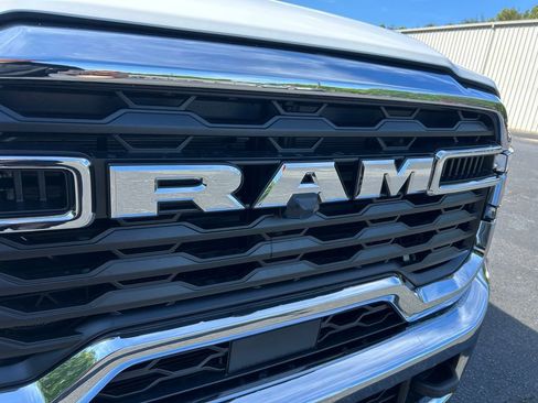 New 2026 RAM 3500 Tradesman AWD/4WD image 9