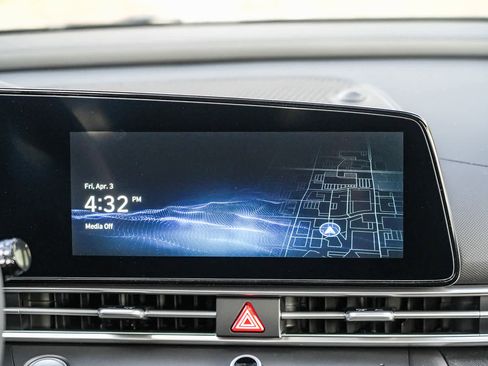 New 2026 Hyundai Elantra Limited FWD image 14