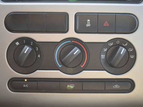 Used 2008 Ford Edge SE FWD image 17