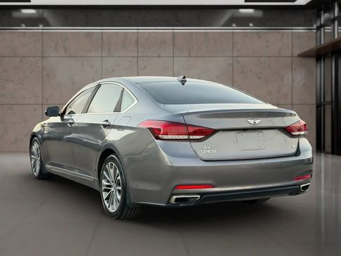 Used 2016 Hyundai Genesis 3.8 image 9