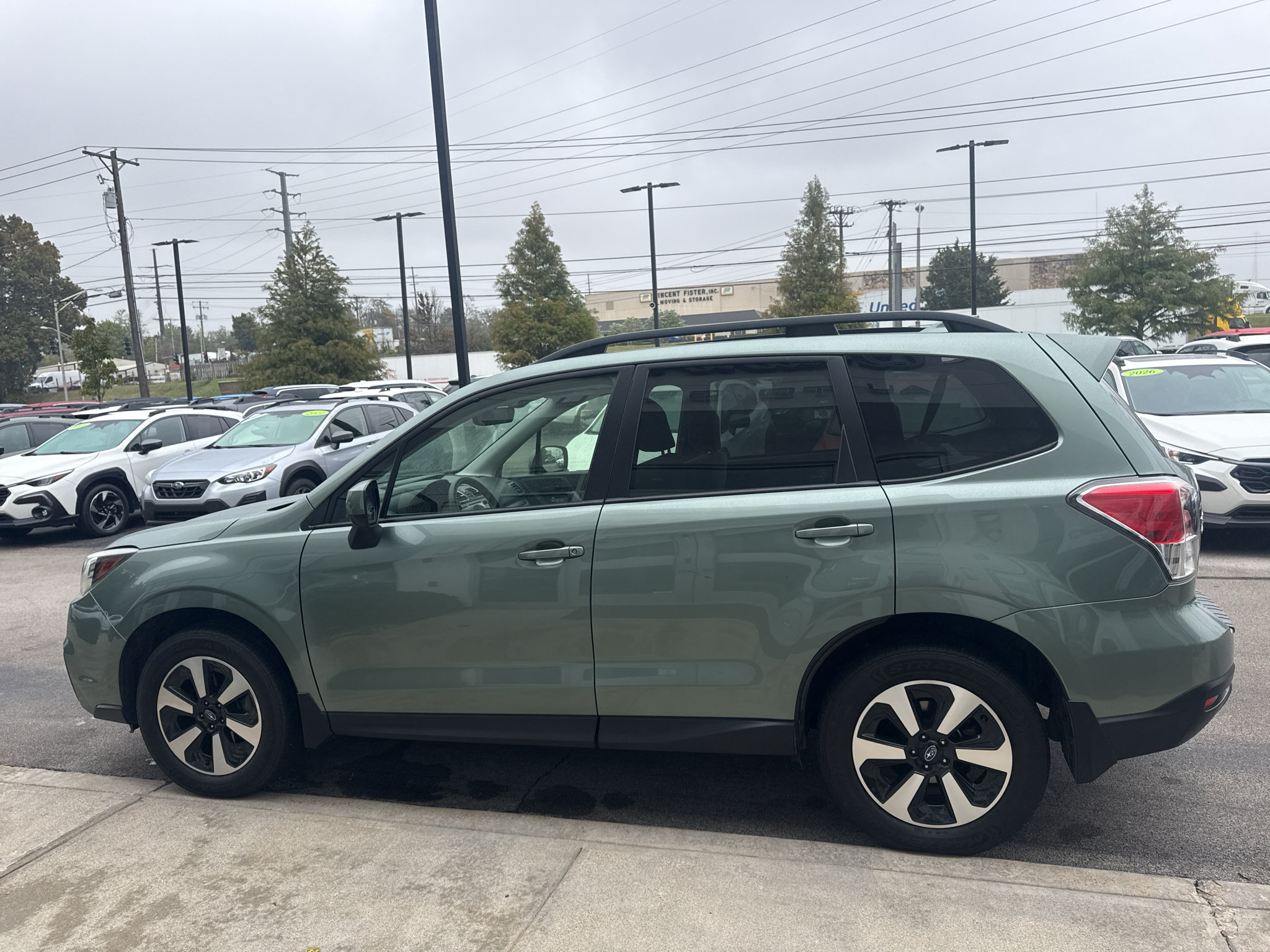 Used 2018 Subaru Forester 2.5i Premium AWD/4WD image 6