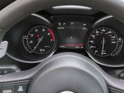 Used 2019 Alfa Romeo Stelvio Ti w/ TI Performance Package AWD/4WD image 36