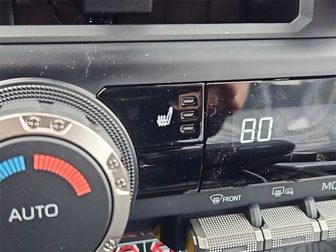 New 2025 Toyota Tacoma 4x4 Double Cab Hybrid image 14