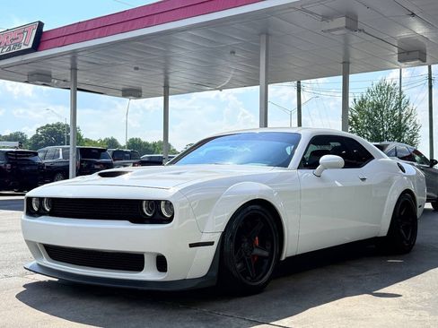 Used 2019 Dodge Challenger R/T Scat Pack RWD image 6