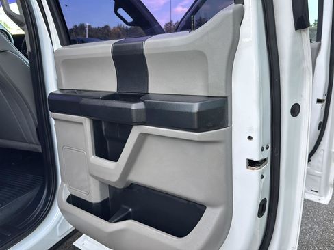 Used 2019 Ford F250 XL w/ Power Equipment Group image 13