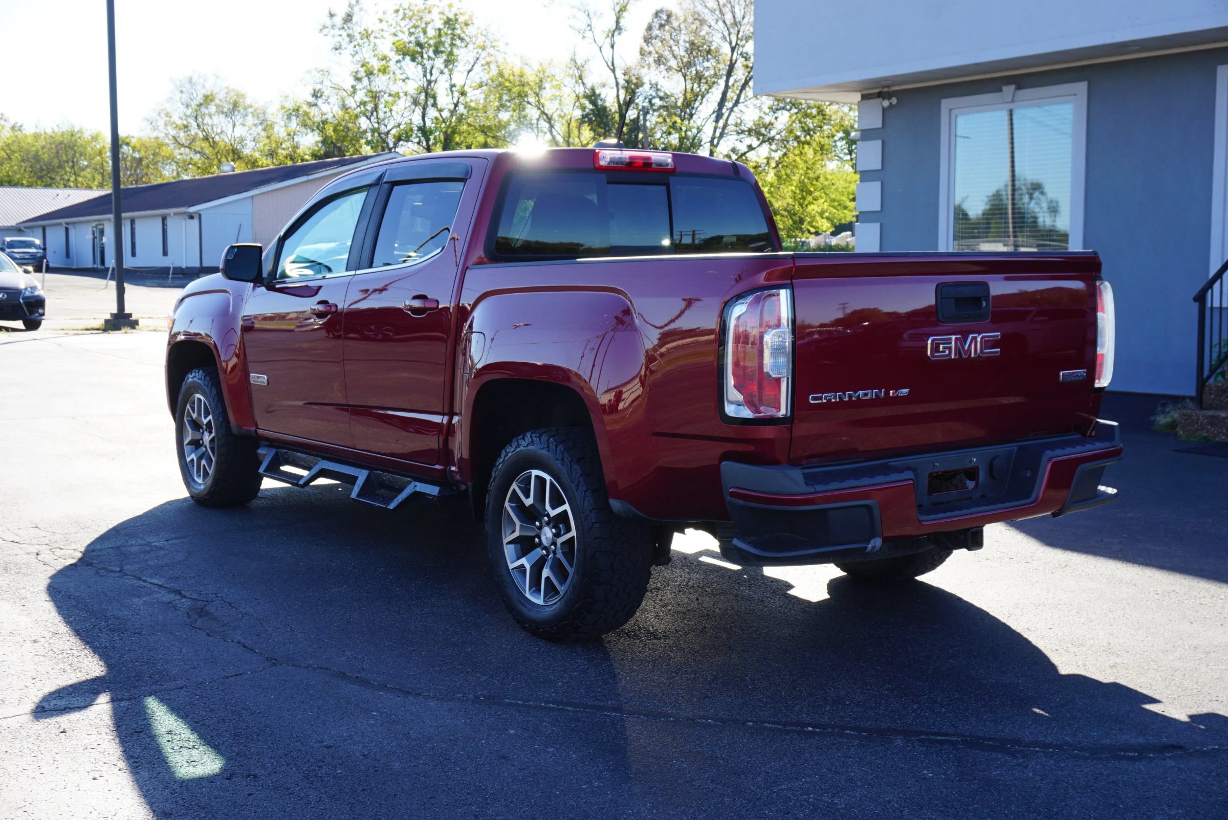 Used 2018 GMC Canyon All Terrain w/ Trailering Package AWD/4WD image 7