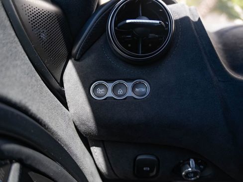 New 2026 McLaren 750S image 16