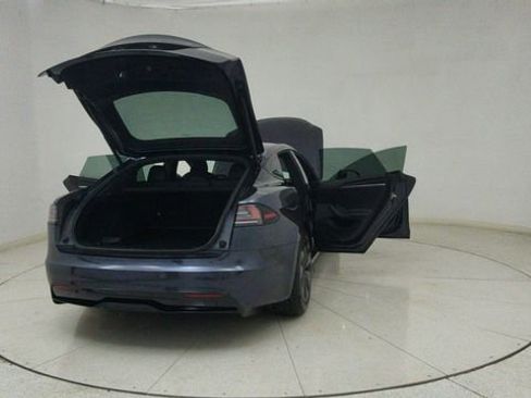 Used 2024 Tesla Model S image 78